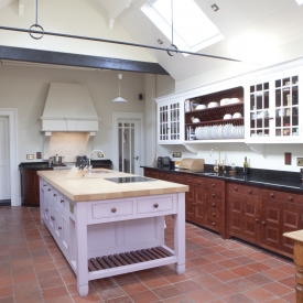 Solid wood kitchen with contrasting colours